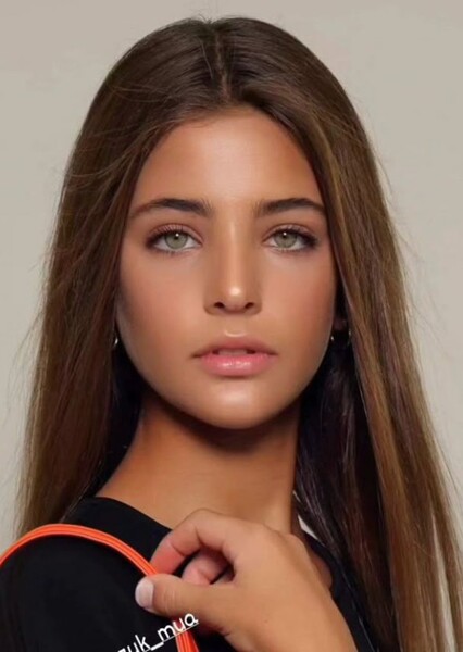 Leah Clements