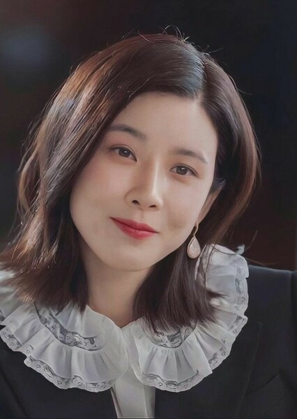 Lee Bo Young photo