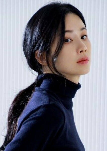 Lee Bo Young photo