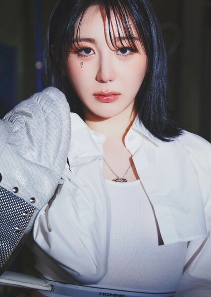 Lee Chae-yeon photo
