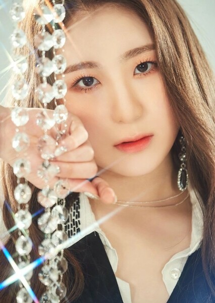 Lee Chae-yeon photo