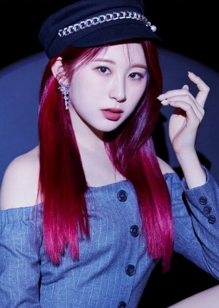 Lee Chae-yeon photo