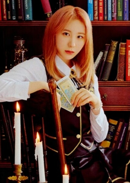 Lee Chae-yeon photo
