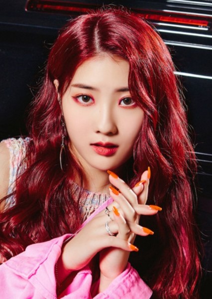 Lee Chaeyeon (Chaein)
