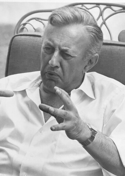 Arno Moradian