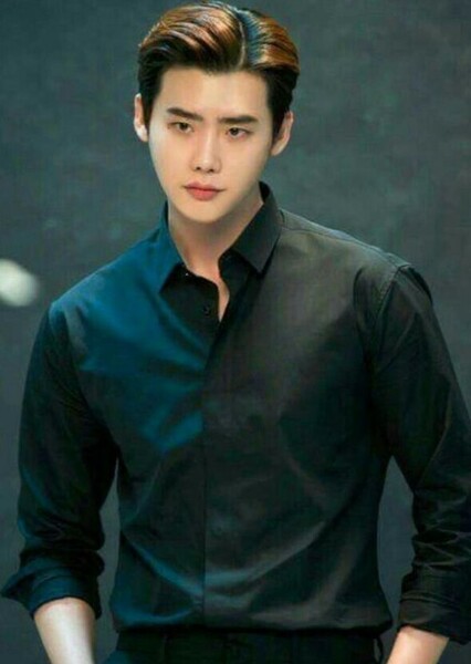 Lee Jong-suk photo