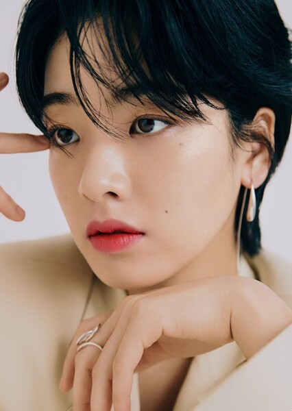 Lee Joo-young photo