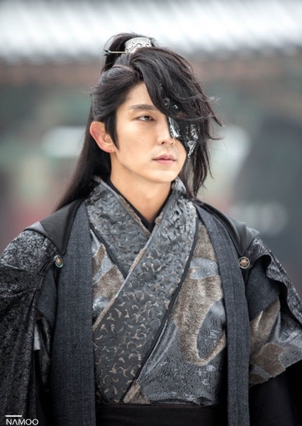 Lee Joon-gi photo