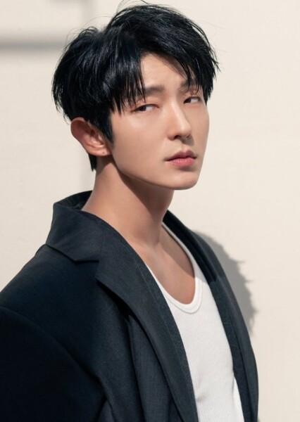 Lee Joon-gi photo