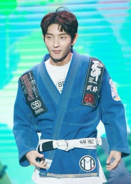 Lee Joon-gi photo