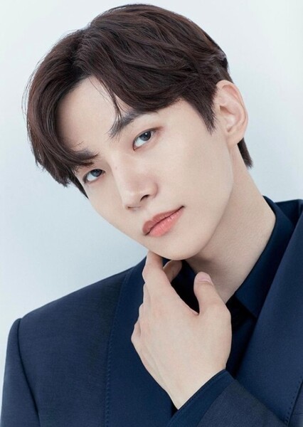 Lee Jun-ho photo