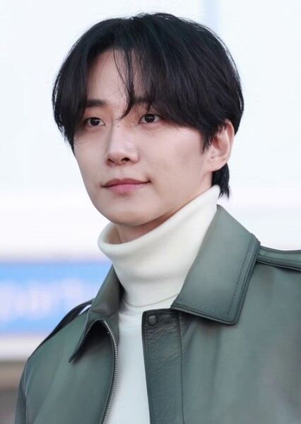 Lee Jun-ho photo