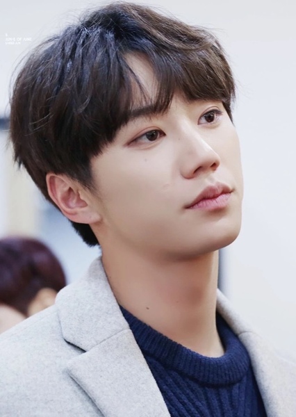 Lee Jun-young photo