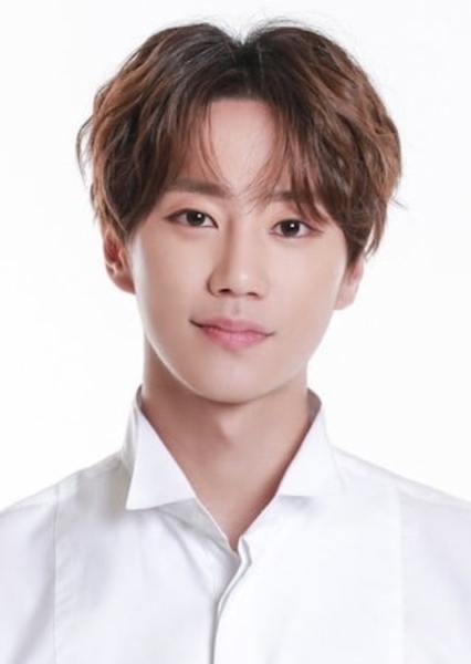 Lee Jun-young photo