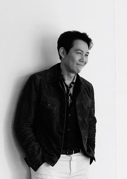 Lee Jung-jae photo