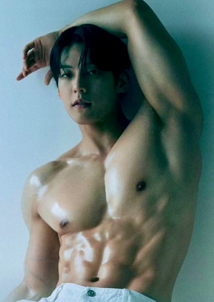 Lee Min-hyuk (Huta) photo