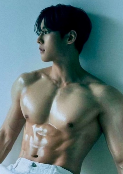 Lee Min-hyuk (Huta) photo