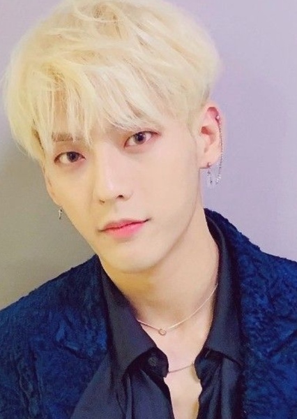 Lee Min-hyuk (Huta) photo