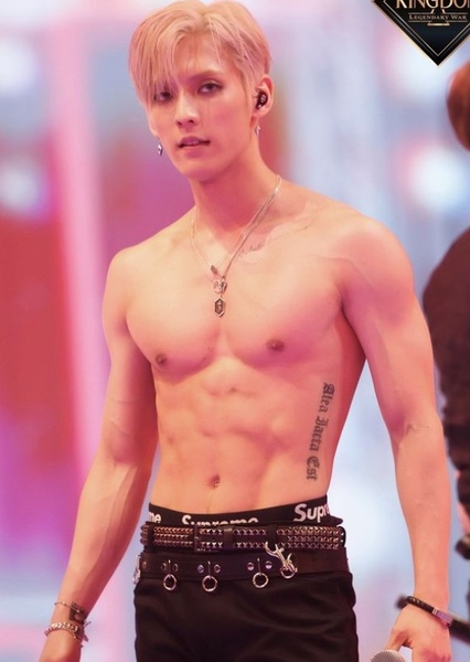 Lee Min-hyuk (Huta) photo