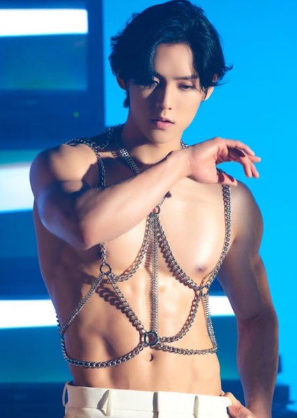 Lee Min-hyuk (Huta) photo