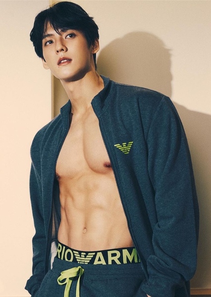 Lee Min-hyuk (Huta) photo