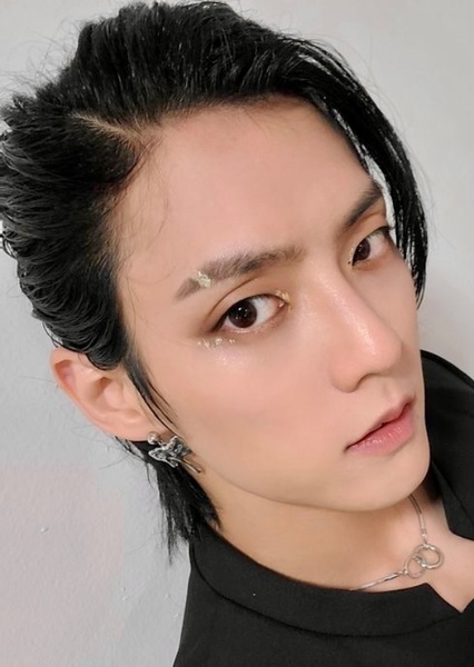 Lee Min-hyuk (Huta) photo