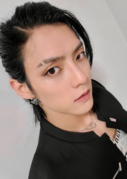 Lee Min-hyuk (Huta) photo