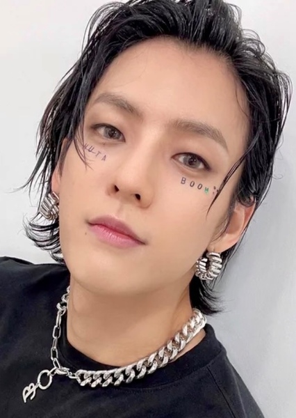 Lee Min-hyuk (Huta) photo