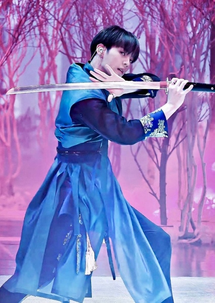 Lee Min-hyuk (Huta) photo