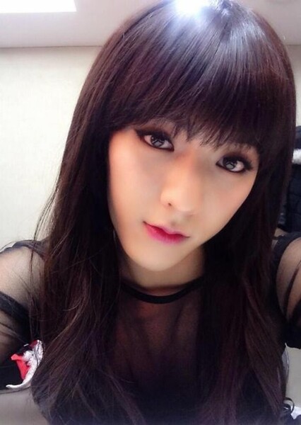 Lee Min-hyuk (Huta) photo