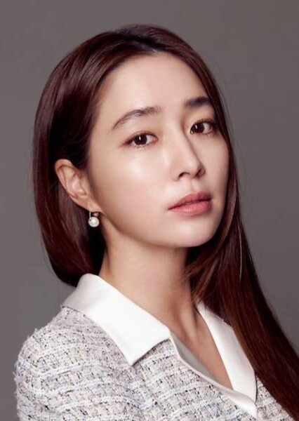 Ji-a's mom