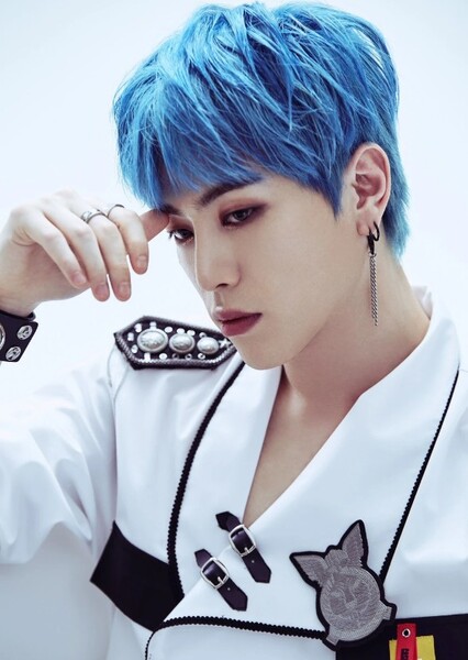 Lee Myung-hyeon photo