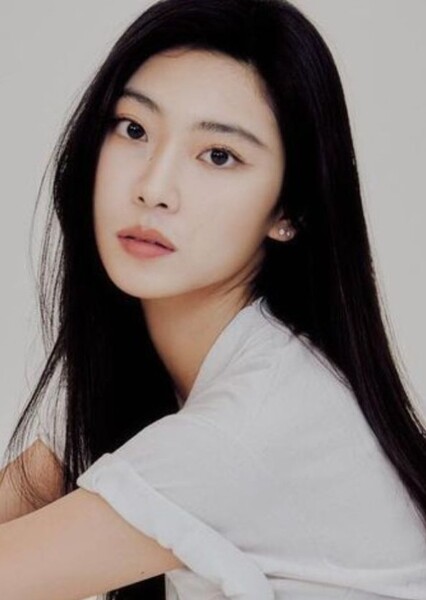 Lee Nadine