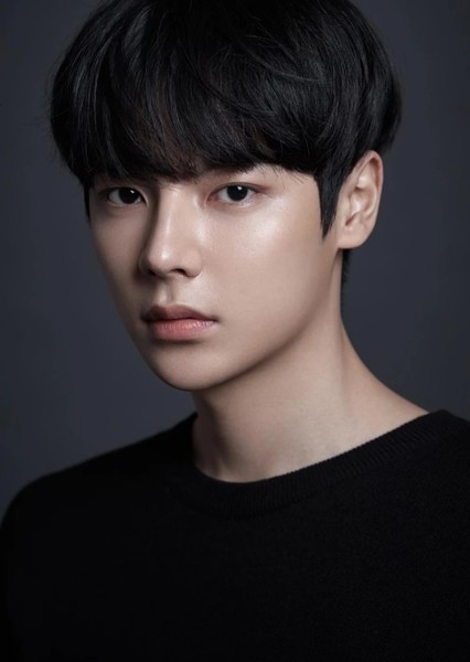 Lee Saeon (Yoon Yong Bin) photo