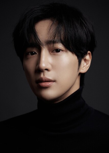 Lee Sang-yeob