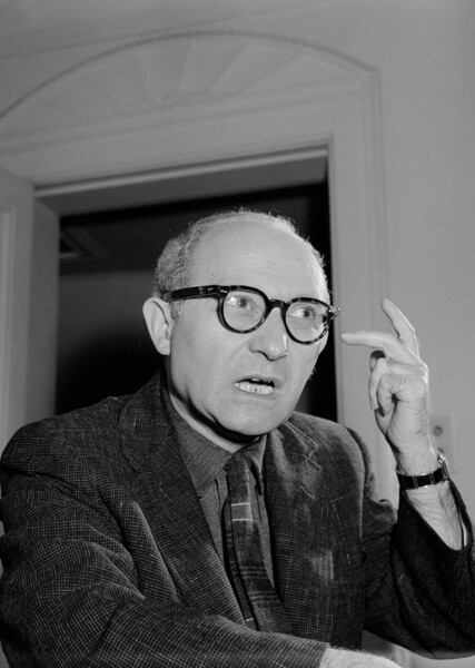 Lee Strasberg photo