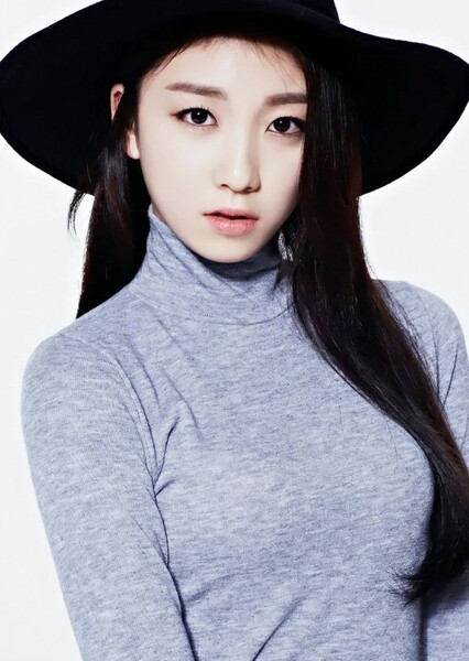Lee Su-Ji photo