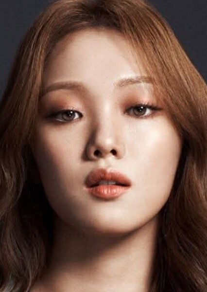 Lee Sung-kyung photo