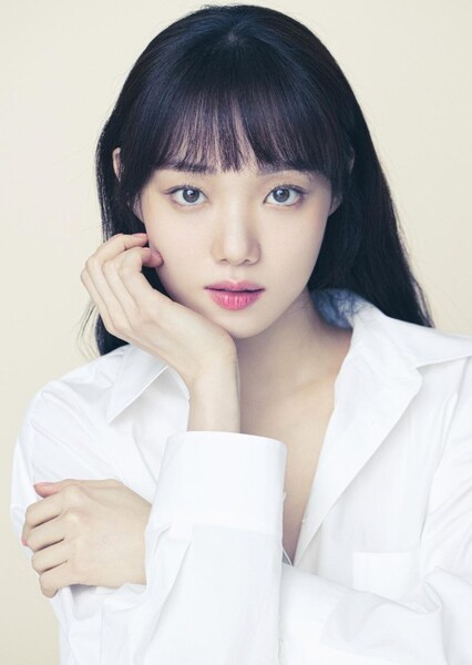 Lee Sung-kyung photo