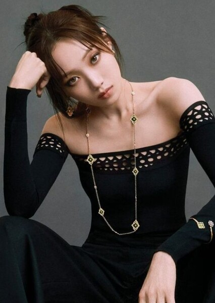 Lee Sung-kyung photo