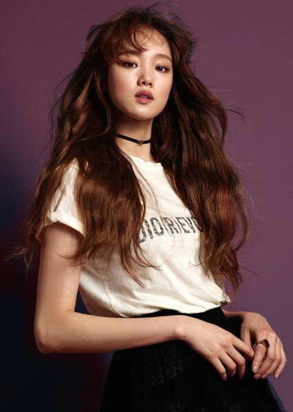 Lee Sung-kyung photo