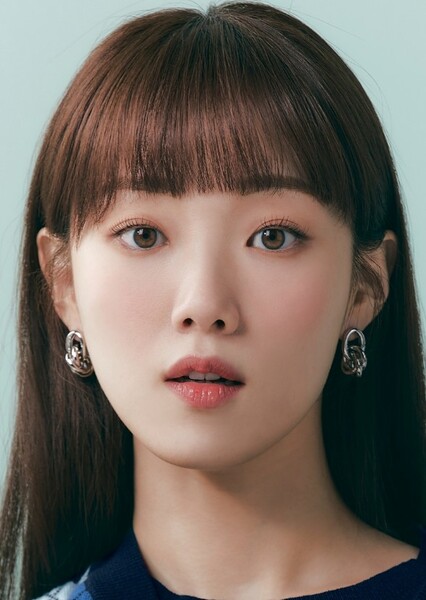 Lee Sung-kyung photo