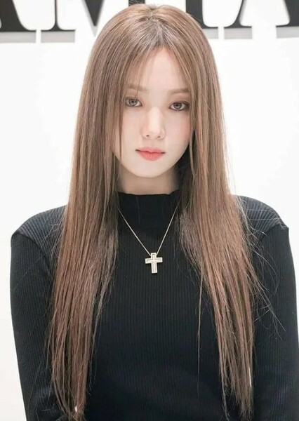 Lee Sung-kyung photo