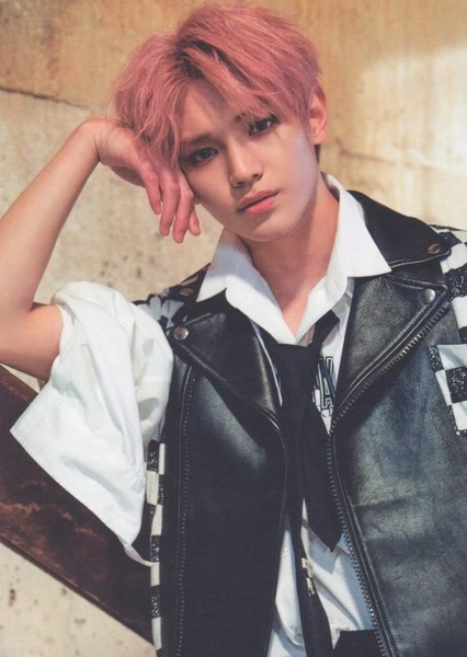 Taeyong photo