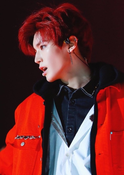 Lee Taeyong photo