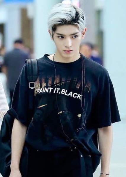 Lee Taeyong photo