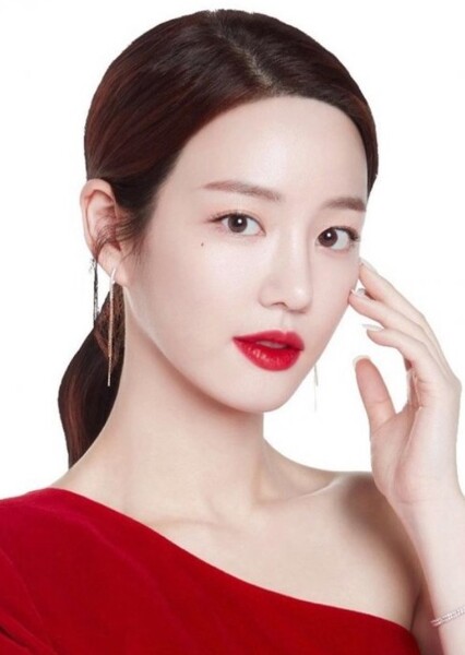 Lee Yu-bi photo