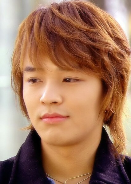 Lee Yul (Goong) photo