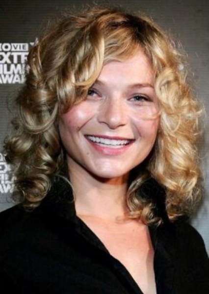 Leeanna Walsman photo