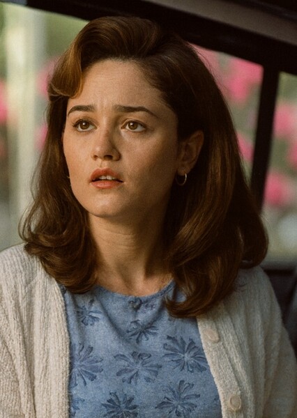 Leia Harker (Emmet Reese & Roger)